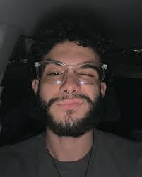 Eric Rosario (@eric_r11) • Instagram photos and videos