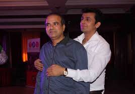 Sonu Nigam Calls For Padma Award For Suresh Wadkar Bollywood News India Tv Видео assal pahune irsal namune | suresh wadkar & avadhoot gupte reveals secret | colors marathi канала marathi buzz. sonu nigam calls for padma award for