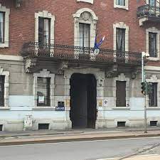 Il consolato generale è una delle 803 rappresentanze straniere in l' italia e una delle 29 rappresentanze straniere a trieste. Ufficio Consolare Dell Ambasciata Della Repubblica Di Croazia Magenta San Vittore Milano Lombardia