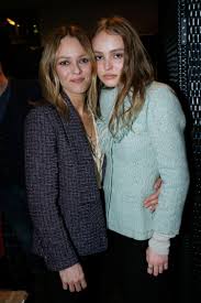 Maybe you would like to learn more about one of these? 41 Celebrities Whose Kids Look Just Like Them Celebrity Kids Who Look Like Their Parents