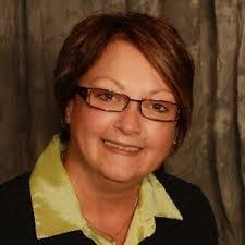 Shelly Mcfall's Instagram, Twitter & Facebook