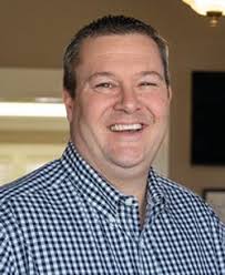 Star Rating and Reviews for Dennis Howard