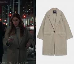 The flight attendants for etihad airways are decked out in handcrafted italian couture, designed by ettore bilotta. Flight Attendant Fashion Clothes Style And Wardrobe Worn On Tv Shows Shop Your Tv