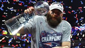 Julian Edelman Asks Tom Brady To Emulate Michael Jordan Photo With Six Rings Heavy Com
