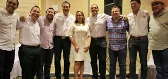 La familia ruiz massieu saltó a la fama en la ciudad turística de acapulco junto al mar del guerrero. Mario Zamora Es Un Hombre Comprometido Con Su Estado Claudia Ruiz Massieu Olegario Quintero