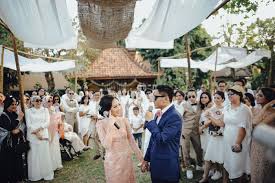 Casual Summer Wedding At Rumah Saya The Bride Dept Pengantin Foto Pertunangan Pernikahan