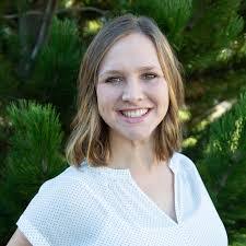 Lori Rogge's Instagram, Twitter & Facebook