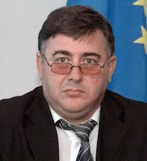 Şefii care au necinstit Poliţia Română. Lista interminabilă a ofiţerilor cu  grad înalt prinşi cu legături păcătoase