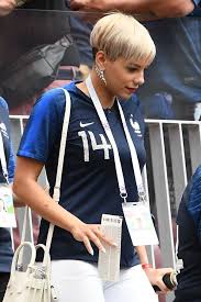 Johno, jeff070, naboomagnoli and 1 other person repped this. Paul Pogba S Model Girlfriend Joins France Wags For World Cup Clash Only For Manchester United Star To Be Unused Substitute Mirror Online