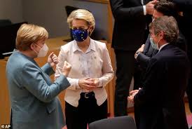 Последние твиты от ursula von der leyen (@vonderleyen). German Minister Rages At Ursula Von Der Leyen S Eu Vaccine Rollout Daily Mail Online