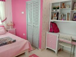 Kamar tidur yang baik adalah tempat di mana kita bisa merasa nyaman dan maksimal untuk beristirahat. Bilik Anak Perempuan Saya Sapa Lg Hias Bilik Tidur Facebook