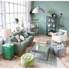Salon Camaieu De Vert Mur Vert De Gris Mint Pouf Et Serre Vegetal En Metal Interior Interiorde Living Room Green Living Room Decor Colors Living Room Designs