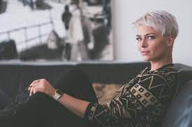 Check spelling or type a new query. Fryzury Damskie Na 2021 Rok Modne I Krotkie Fryzury To Hit Bedzie Ci W Nich Wygodnie Te Ostre Ciecie I Krotkie Wlosy Sa Naprawde Sexy Nowosci Dziennik Torunski