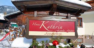 Haus kathrin is within 1,650 feet of werfenweng town center, a swimming lake, ice skating facilities, a supermarket and a restaurant. Bergfex Haus Kathrin Ferienwohnung Dorfgastein Dorfgastein Ski Amade