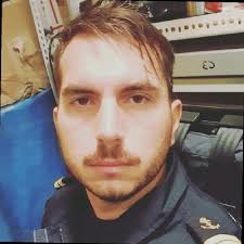 J'ai le plaisir de vous annoncer qu'en février 2024 je rejoindrai la  formation des cadets easyJet. Suite à cette formation de 20 mois, je  débuterai ma carrière de pilote de ligne chez