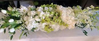 This is perfect for your dining table centerpiece, and can be created now and flow right into easter. Lilac Weddings By Bakanas