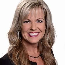 Leslie Griggs's Instagram, Twitter & Facebook