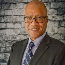 I am Honoured to announce that I will be sharing the floor with Kadeen…