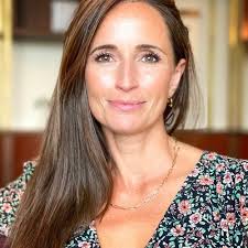 Juliet Fallowfield Enabling you to own your PR & podcasting. MD & Founder  of FF&M, host: How To Start Up podcast