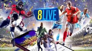8LIVE LIVE | All Square Golf