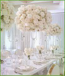 Charismatique Suivez Nous Signature La Bride Sur Instagram Et Twitter Et Sur Faceb Deco Mariage Blanc Decoration Mariage Romantique Deco Mariage Princesse