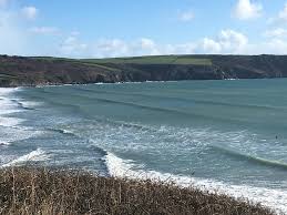 The downside is that the beaches are packed here. Pendower Beach Surf Forecast And Surf Reports Cornwall South Uk