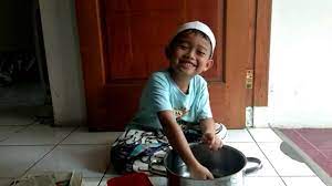 Check spelling or type a new query. Cara Mudah Membuat Batu Lempar Jumroh Dari Koran Batu Kerikil Buatan Anak Manasik Haji Youtube