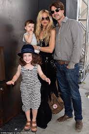 At the time, buckman was a waitress at a. Rachel Zoe Shows Off Her Stylish Brood In La For John Varvatos Event David Schwimmer Rachel Zoe John Varvatos