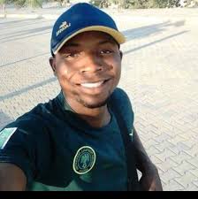 The referee is awarding a penalty Which is the first club that comes to  mind? 🤔