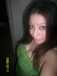 Lesley Mendiola's Instagram, Twitter & Facebook