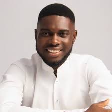 I had the pleasure of hosting an intimate birthday dinner for my friend Dr. 