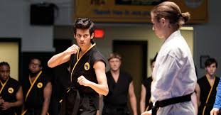 Amid this, fans have been curious to find out who is tanner's girlfriend. Cobra Kai Bei Netflix Alle Infos Zu Besetzung Handlung Und Staffel 3