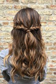 Easy And Cute Back To School Hairstyles You Must Try Cute Hairstyles Medium Length Hairstyles Hairsty Back To School Hairstyles Twist Hairstyles Hair Styles