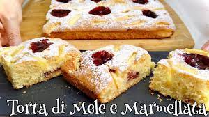 Sbucciamo le mele e tagliamole a dadini, tenendo da parte qualche fettina tagliata sottile, ma puoi omettere il passaggio. Torta Di Mele E Marmellata Sofficissima Apple Cake With Cherry Jam Youtube