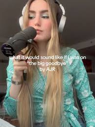 Baby R @arialisslo shows off her mad auctioneering skills