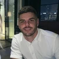 Daniel Oakes's Instagram, Twitter & Facebook