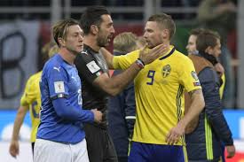 O atleta, que já defendeu a juventus e as seleções de base da itália, está preso com mais três suspeitos de terem cometido o crime. Alem De Buffon Ha Mais Tres Jogadores A Despedirem Se Da Selecao Italiana Mundial 2018 Qualificacao Europa Sapo Desporto