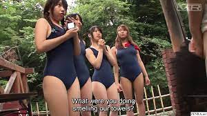 水着姿の日本人女子学生-cfnm手コキハーレム | xHamster