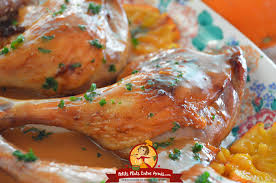 Le lendemain, après avoir réalisé la sauce à l'orange (un mélange de vinaigre, de sucre et du jus d'orange récupéré) , il faudra faire cuire le magret de canard avant de le servir nappé de la sauce à. Cuisses De Canard A L Orange Petits Plats Entre Amis