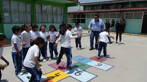 (practicar un deporte, juego) a. Pachuca Informa A Que Jugaban Antes Nuestros Padres Y Facebook