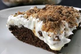 A Simple Recipe For Chocolate Caramel Protein Brownies With Whipped Cream And Toffee Bits 10 Grams Of Protein And O With Images Protein Brownies Toffee Bits Protein Cake