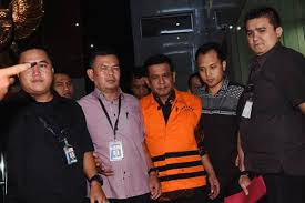 Setelah penetapan tersangka, kamis (27/10) malam, bupati nganjuk taufiqurrahman resmi ditahan kpk. Ditahan Kpk Bupati Nganjuk Minta Maaf Kabar24 Bisnis Com