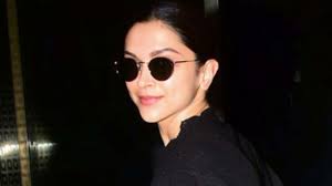 Chahiye Deepika Padukone S Response On Airport Security Asking Her Id Proof Gets Mixed Reaction From Netizens Brand ambassador deepika padukone was seen at the launch of vogue eyewear in mumbai.the 'ye jawaani hai deewani' star is the first ever indian face of the brand and she was also seen sporting a.