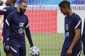 ¿un titular para el partido de hoy? Francia Recibe A Bulgaria En Amistoso De Futbol