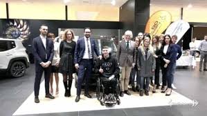 Manuel bortuzzo — il padre del 20enne è intervenuto a proposito delle condizioni del figlio, rimasto paralizzato e ricoverato presso l'ospedale san camillo. Manuel Bortuzzo Riprende La Patente I Colleghi Del Padre Gli Regalano L Auto