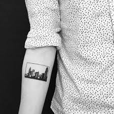 This tattoo of skyline looks pretty beautiful. Hongkong Skyline Tattoo By Chinatown Stropky Tattoogrid Net