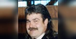 Daniel Blunt's Instagram, Twitter & Facebook