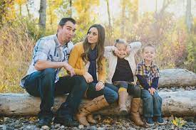 Rexburg Wedding Photographer Family Picture Outfits Family Picture Poses Creative Family Pictures