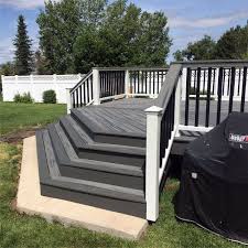 It produces stairs with consistent treads and risers in the process. Top 50 Best Deck Steps Ideas Backyard Design Inspiration