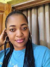 Don't try this combo😂😂 Mide Brown @auntylamide Follow 三ミ On No Account  should you ever Mix these two DON IMON Vino Tinto Vin Rouge ORIJIN BITTERS  @THEPOTTV ibe @maziibe_ Follow They will